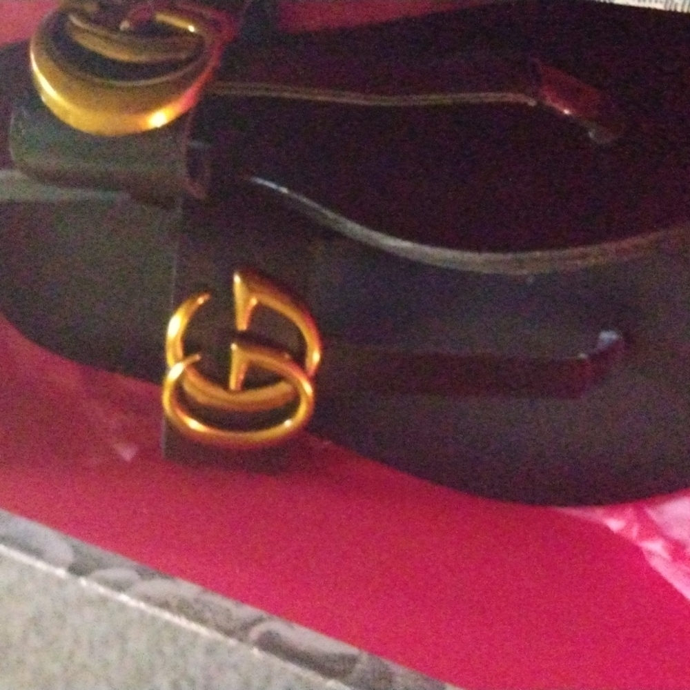Authentic Gucci flats
